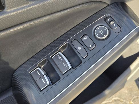 Used 2024 Honda Civic Sport Touring image 22