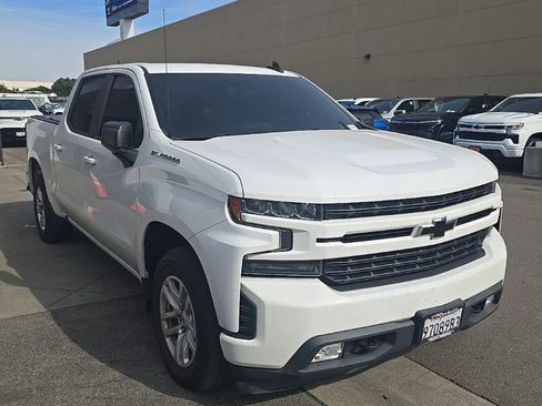 Used 2020 Chevrolet Silverado 1500 RST w/ All-Star Edition image 2