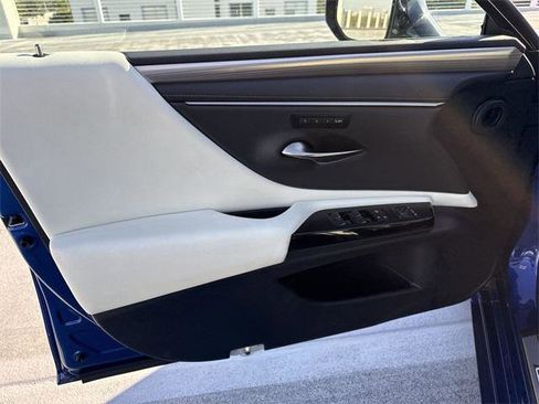 Certified 2023 Lexus ES 350 F Sport image 13