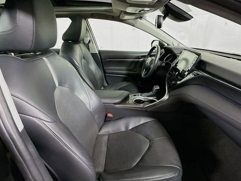 Used 2023 Toyota Camry XLE w/ Navigation Package AWD/4WD image 31