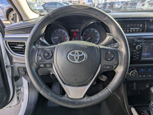 Used 2015 Toyota Corolla S image 17