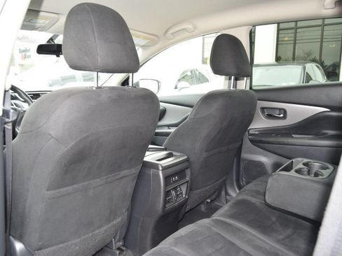 Used 2019 Nissan Murano S AWD/4WD image 33
