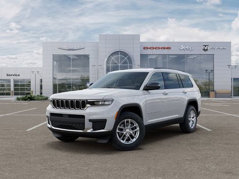 New 2026 Jeep Grand Cherokee L Laredo AWD/4WD image 1