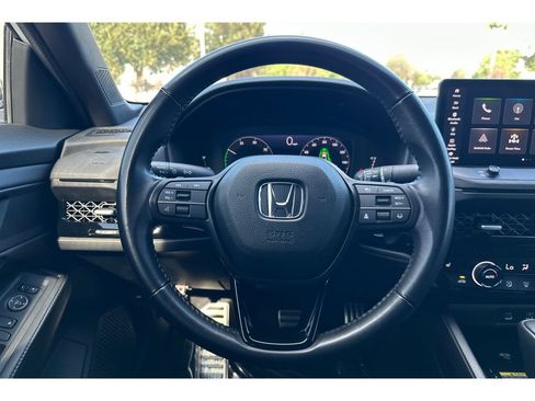 Used 2025 Honda Accord Sport image 34