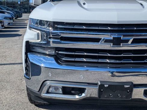 Used 2021 Chevrolet Silverado 1500 LTZ w/ Z71 Off-Road Package AWD/4WD image 8