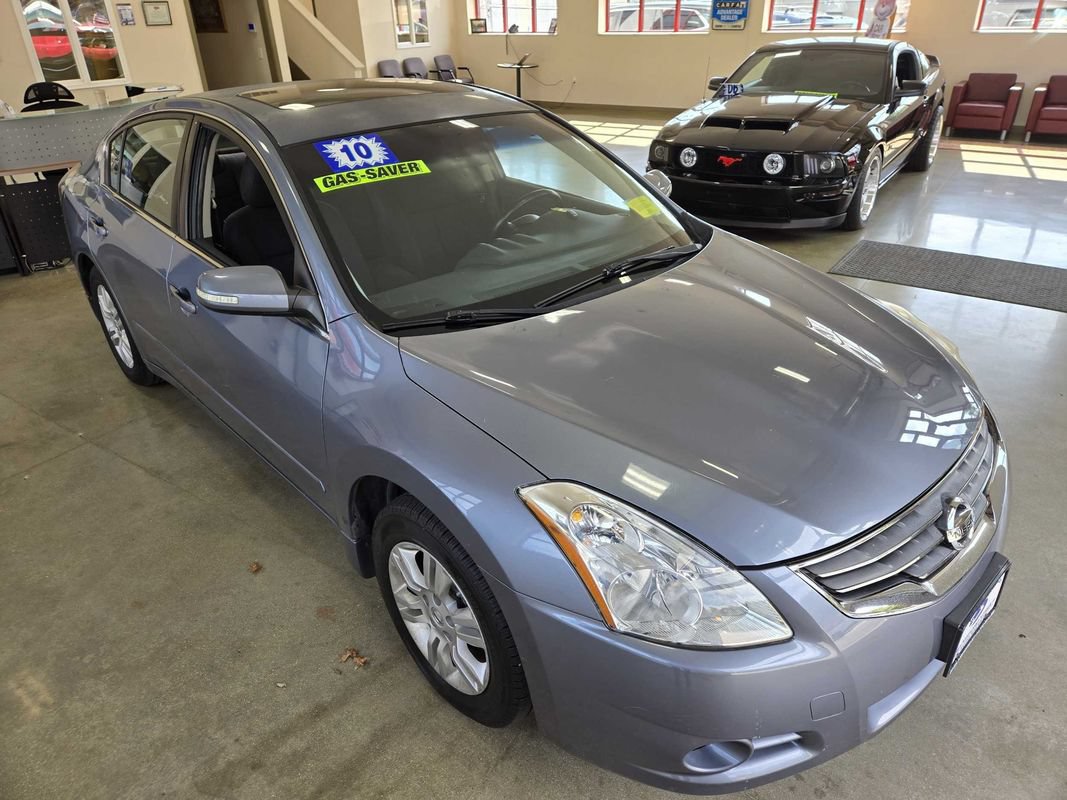 Used 2010 Nissan Altima 2.5 S w/ Convenience Plus Pkg FWD image 9
