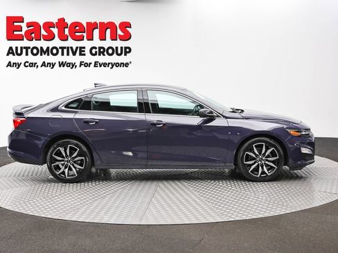 Used 2025 Chevrolet Malibu RS FWD image 4