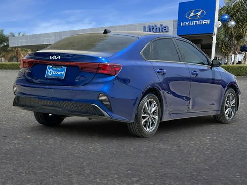 Used 2023 Kia Forte LXS FWD image 3