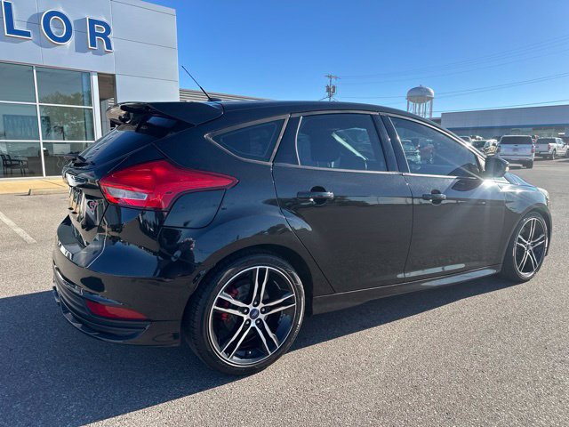 Used 2015 Ford Focus ST FWD image 17
