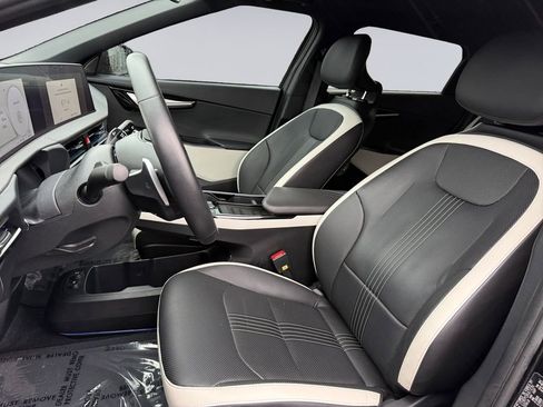 Used 2023 Kia EV6 GT-Line image 11