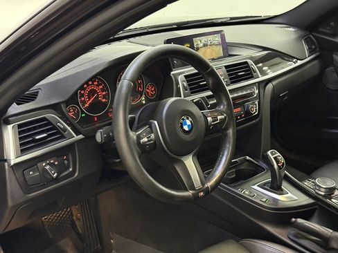 Used 2018 BMW 328d Sedan RWD image 25