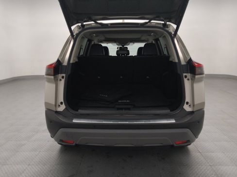 Used 2021 Nissan Rogue SL image 29