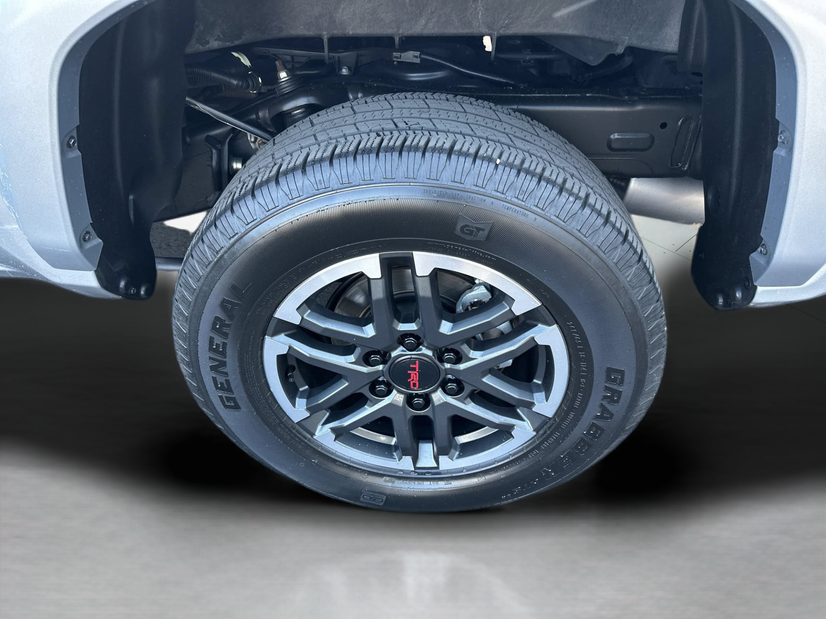 Used 2024 Toyota Tacoma TRD Sport AWD/4WD image 29
