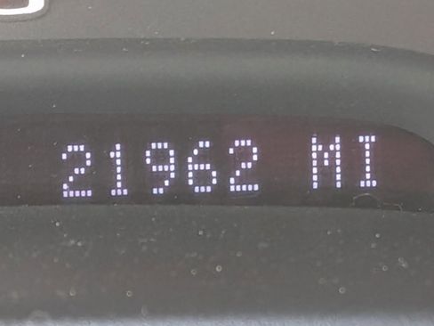 Used 2000 Chevrolet Corvette Convertible w/ Performance Handling Pkg image 11