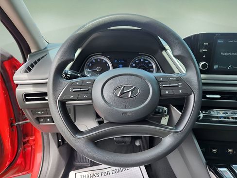 Used 2021 Hyundai Sonata SE FWD image 16