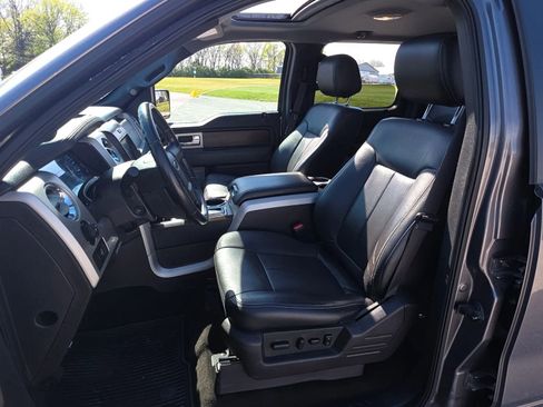 Used 2014 Ford F150 Lariat w/ Lariat Chrome Package image 9