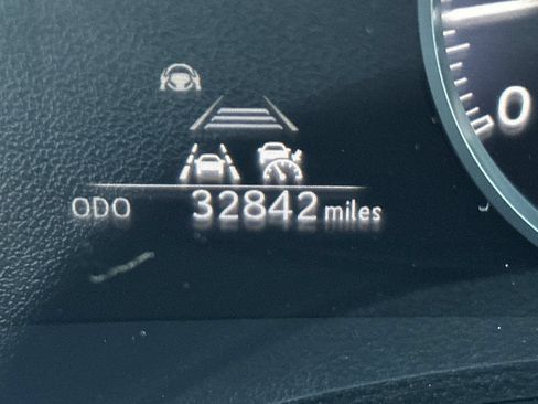 Used 2024 Lexus NX 250 FWD image 31