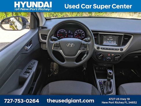 Used 2020 Hyundai Accent SE FWD image 14