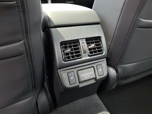 Used 2018 Subaru Legacy 2.5i Limited w/ Popular Package #2A AWD/4WD image 12