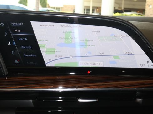 Used 2021 Cadillac Escalade Premium Luxury RWD image 24