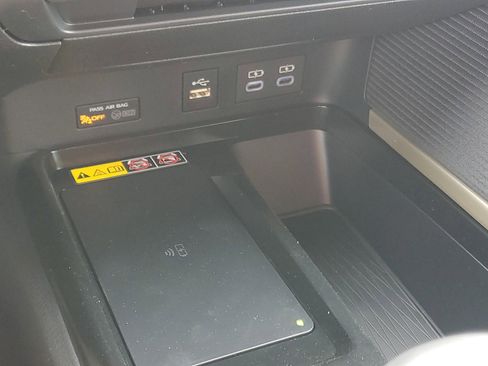 New 2026 Toyota Camry SE image 29