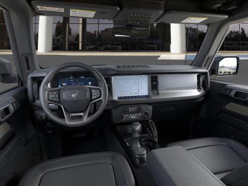 New 2026 Ford Bronco Badlands image 9