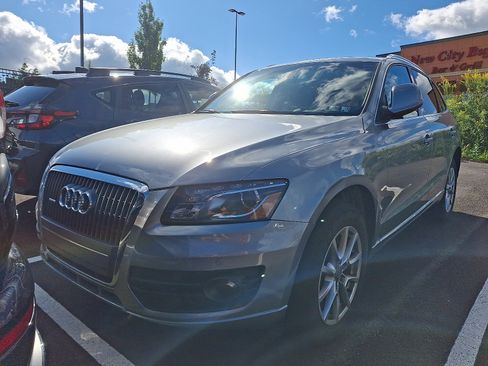 Used 2011 Audi Q5 2.0T Premium Plus AWD/4WD image 2