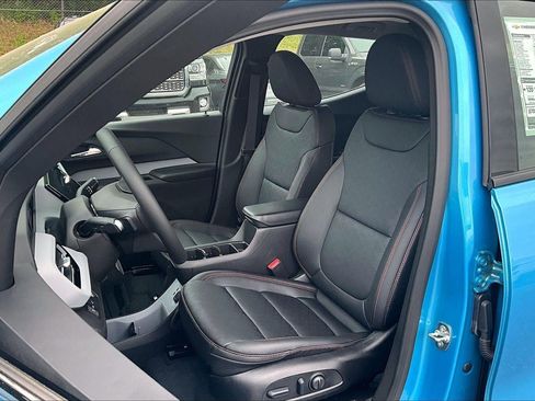 New 2027 Chevrolet Bolt RS w/ Technology Package FWD image 7