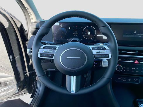 New 2026 Hyundai Tucson Limited image 39