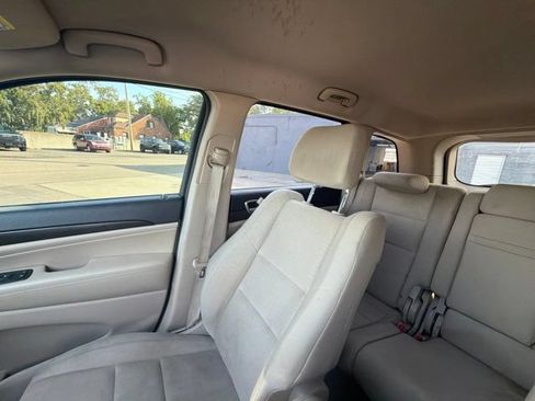 Used 2014 Jeep Grand Cherokee Laredo w/ Quick Order Package 23E AWD/4WD image 28