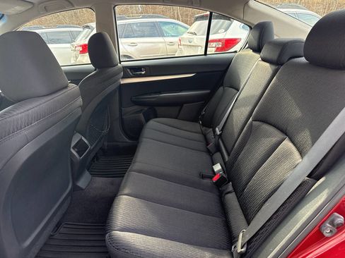 Used 2010 Subaru Legacy 2.5i Premium image 17