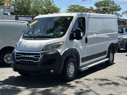 Used 2023 RAM ProMaster 2500 FWD image 2