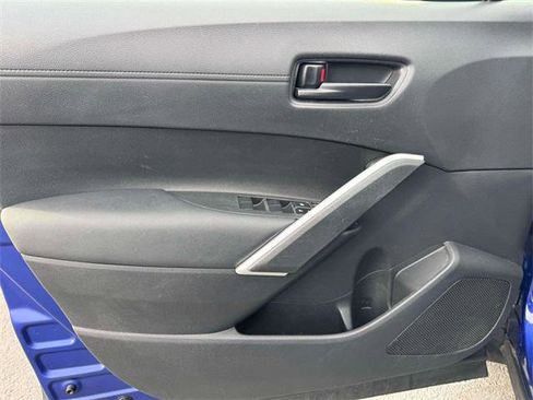 Certified 2023 Toyota Corolla Cross LE image 16