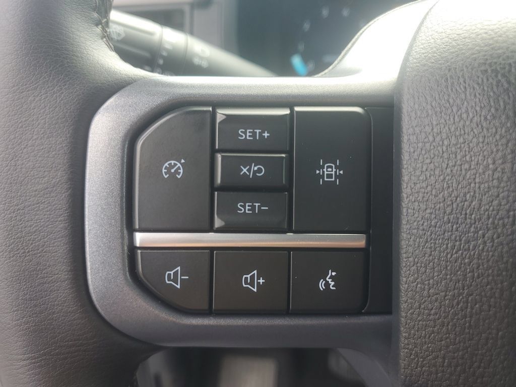 Used 2025 Ford F150 XLT w/ Equipment Group 301A Standard AWD/4WD image 27