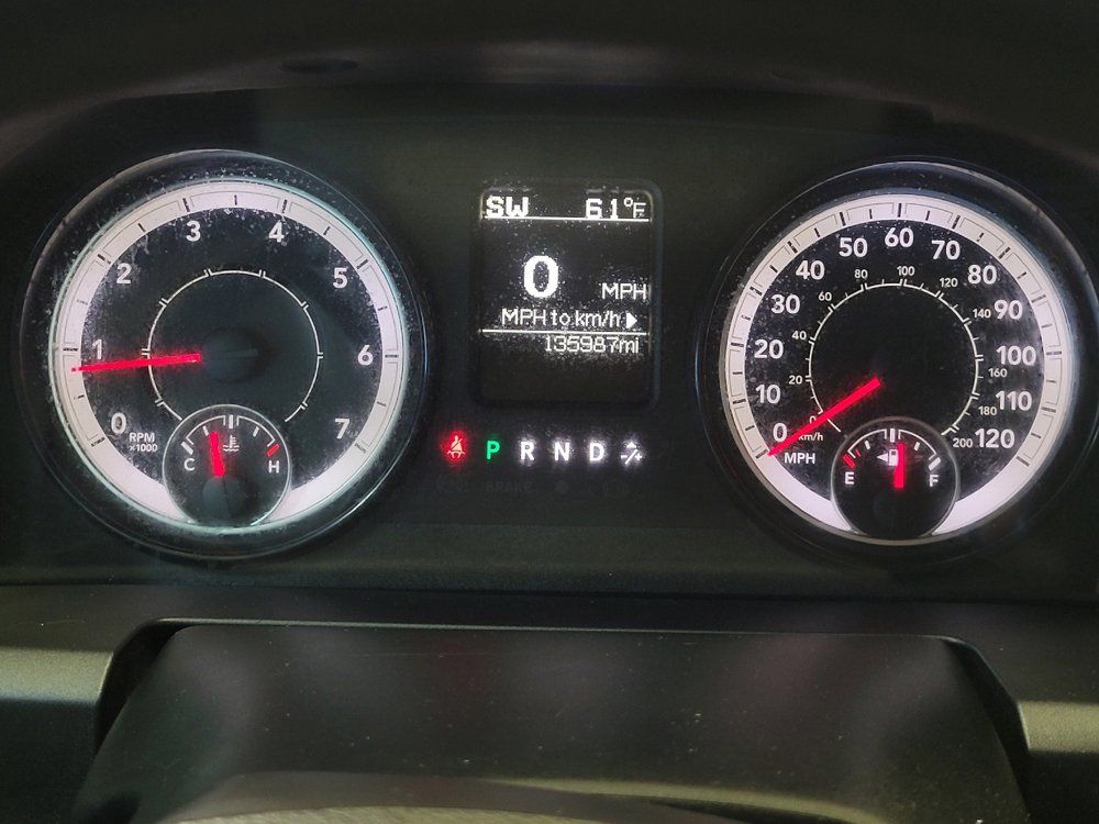 Used 2018 RAM 1500 Express RWD image 23