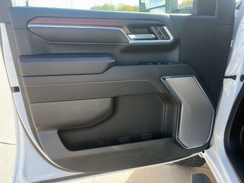 Used 2024 GMC Sierra 2500 Denali w/ Denali Reserve Package image 15