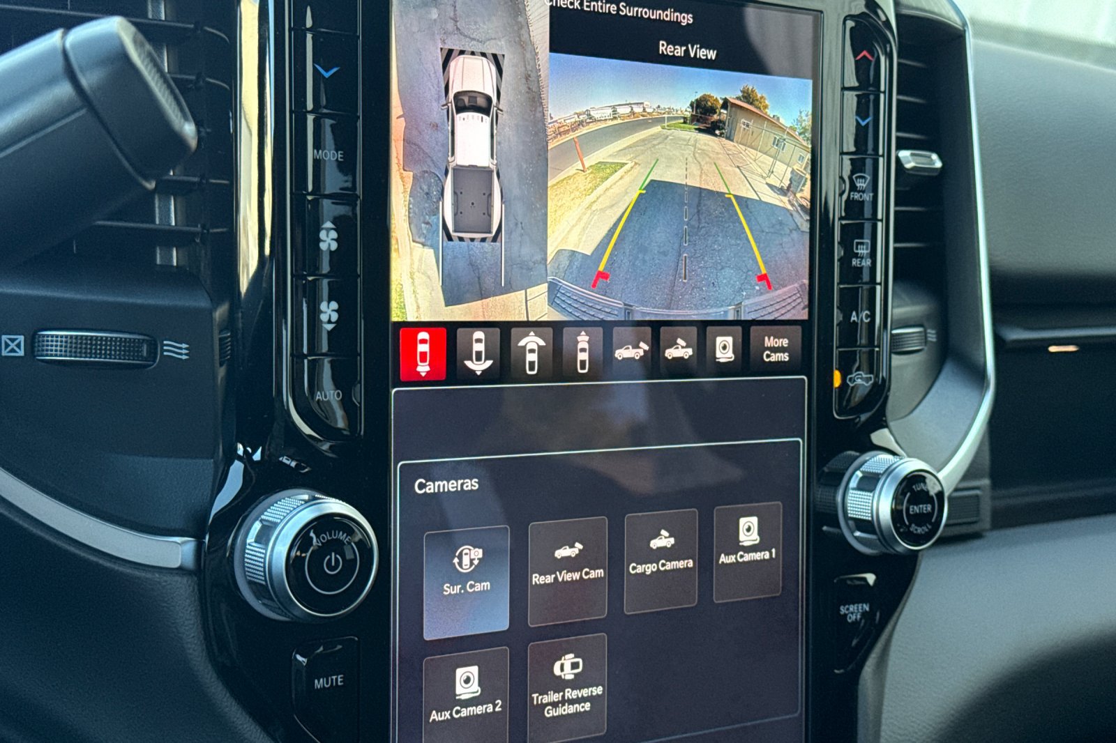 New 2027 RAM 3500 Big Horn AWD/4WD image 18