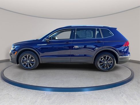 Used 2022 Volkswagen Tiguan SE image 9
