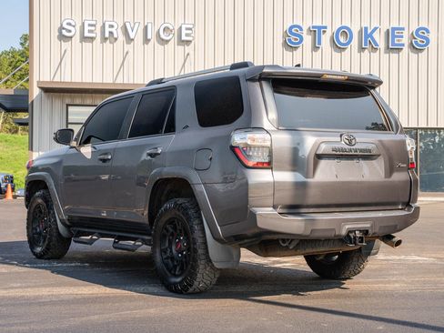Used 2023 Toyota 4Runner SR5 Premium w/ Moonroof Package AWD/4WD image 5