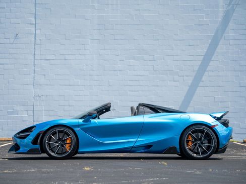 Used 2020 McLaren 720S Spider image 21