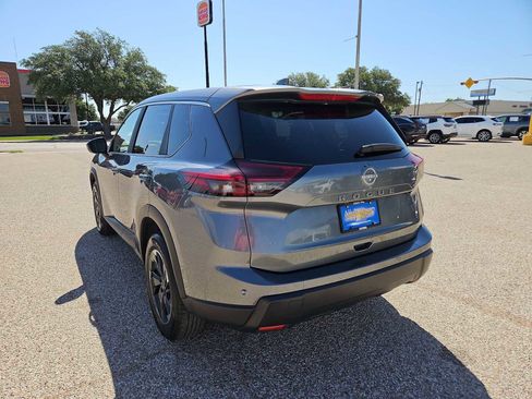 Used 2025 Nissan Rogue SV FWD image 6