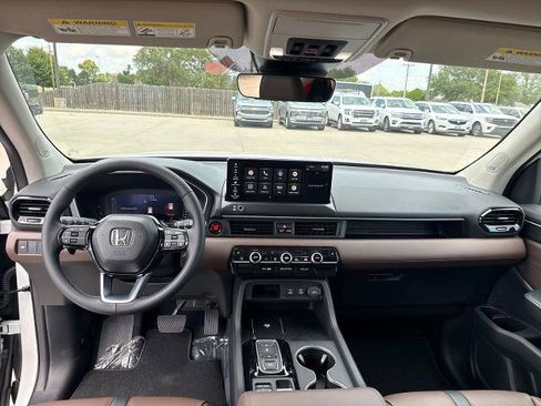 New 2026 Honda Pilot Touring image 23