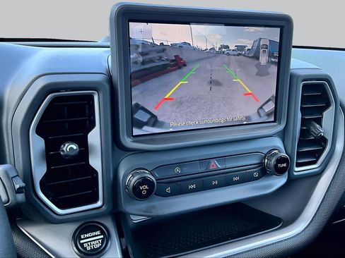 Used 2023 Ford Bronco Sport Outer Banks w/ Tech Package AWD/4WD image 29