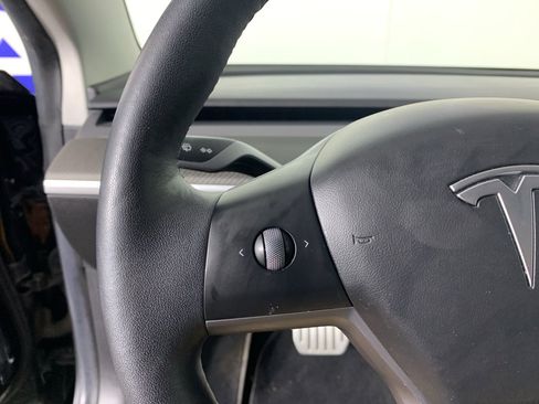 Used 2022 Tesla Model 3 Performance image 17
