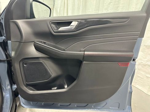 Used 2025 Ford Escape ST-Line image 51