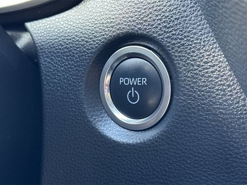 Certified 2025 Toyota Corolla XLE image 20