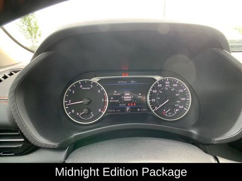 Certified 2023 Nissan Sentra SR w/ Midnight Edition Package FWD image 19