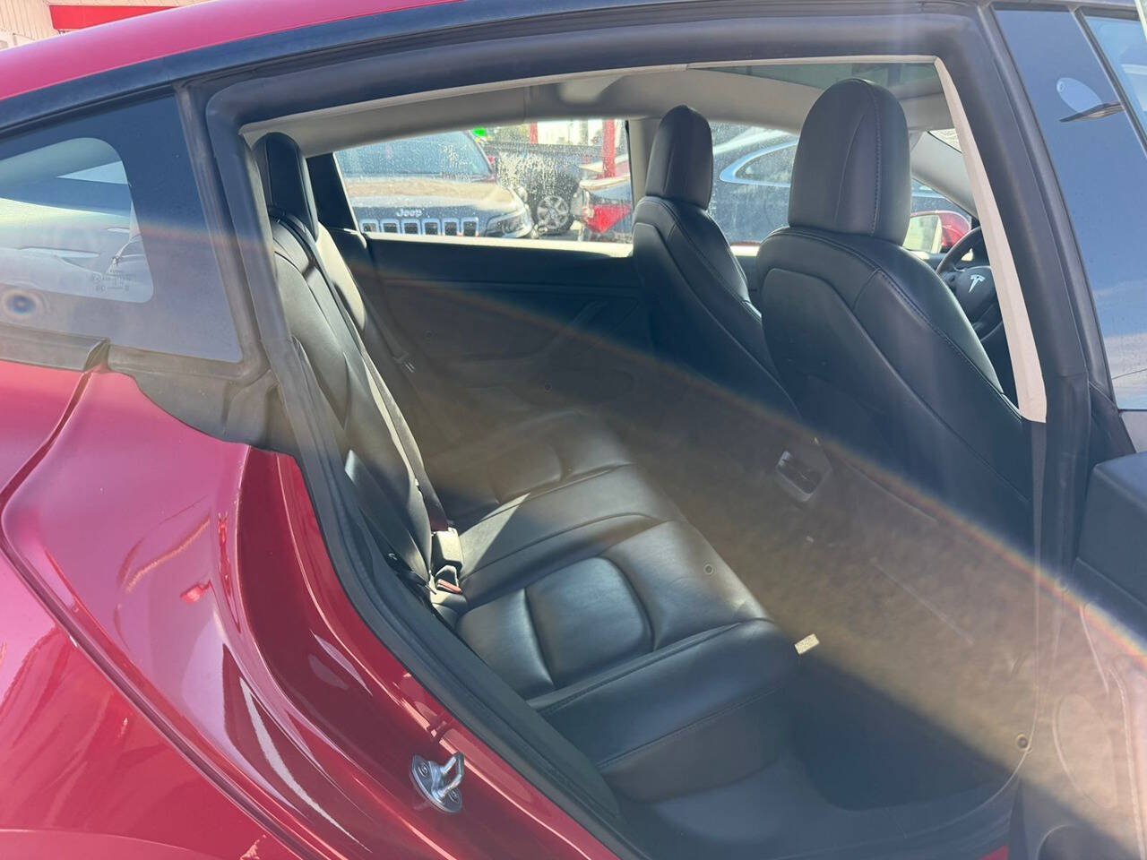 Used 2022 Tesla Model 3 RWD image 7