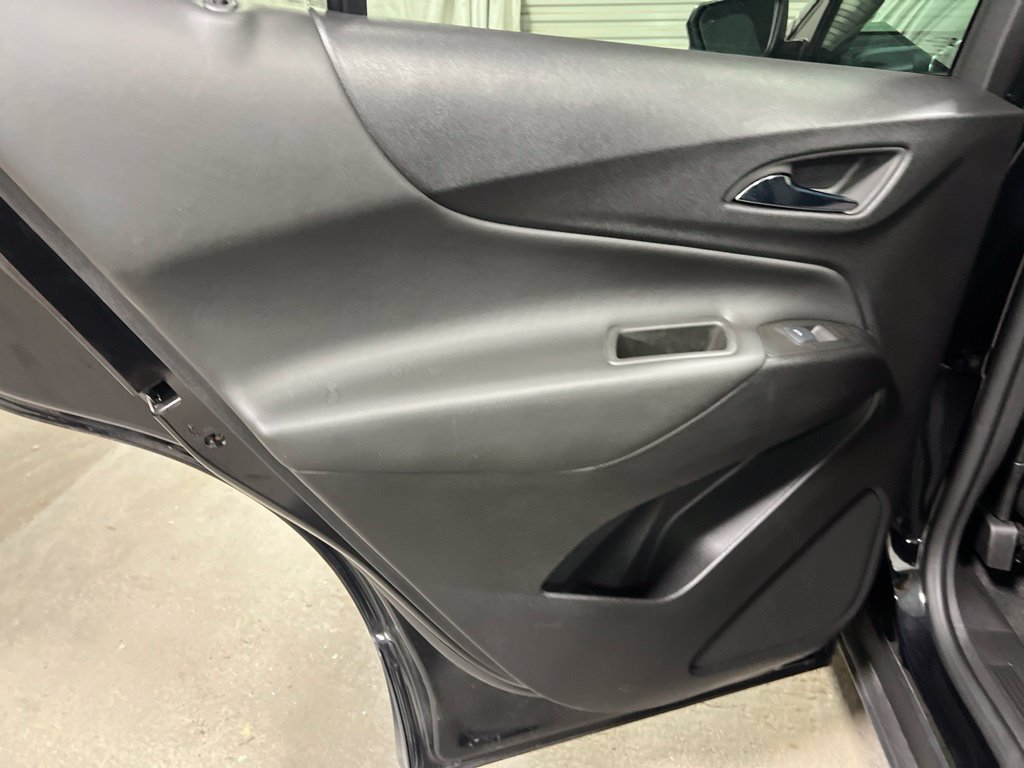 Used 2024 Chevrolet Equinox LT AWD/4WD image 18