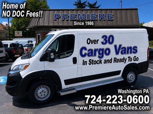 Used 2025 RAM ProMaster 2500 w/ U-Haul Equipment Group FWD image 1